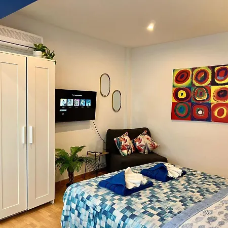 Begona Studio 221 *